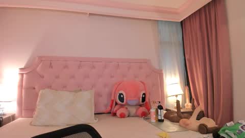 Vale Toro  online show from November 2025 11:56:01 AM