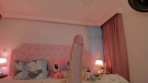 Vale Toro  online show from April 2026 12:39:01 PM