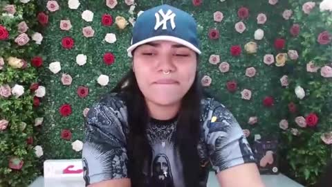 valeri_harpers4 online show from November 2025 05:56:01 PM