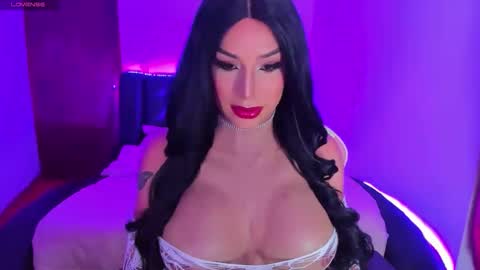 Snapshot of valeri_hilton chatting on February 2026 12:37:02 AM valeri_hilton online show from February 2026 12:37:02 AM