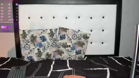 Valeria online show from September 2025 02:33:01 AM