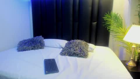 valeri_tafur online show from December 2025 11:05:01 AM