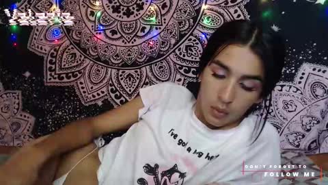 Snapshot of valeria032 chatting on November 2025 02:28:01 PM valeria online show from November 2025 02:28:01 PM