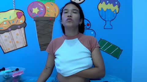 Snapshot of valeria18sexy chatting on September 2025 02:55:02 AM valeria online show from September 2025 02:55:02 AM