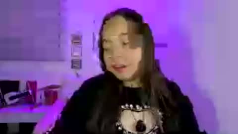 valeria online show from July 2026 02:00:02 AM