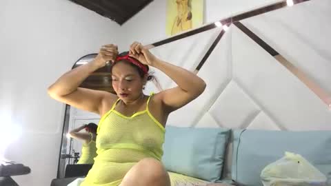valeria_gil_ online show from May 2026 03:14:02 AM