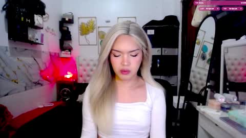 VALERIA online show from November 2025 12:38:01 PM