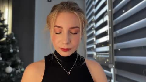 Valeria online show from January 2025 12:20:01 PM