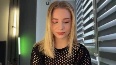 Valeria online show from January 2025 10:06:01 AM