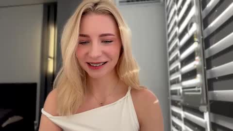 Valeria online show from January 2025 09:13:01 AM