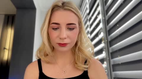 Valeria online show from February 2025 09:19:01 AM