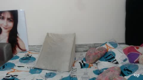 Snapshot of valeria_sweet91 chatting on December 2024 05:20:02 AM valeria online show from December 2024 05:20:02 AM