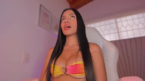 Snapshot of valeria_uribe22 chatting on September 2025 10:10:02 PM online show from September 2025 10:10:02 PM