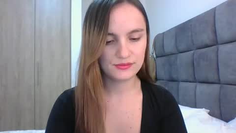 valeriafrannco online show from February 2025 05:20:02 AM