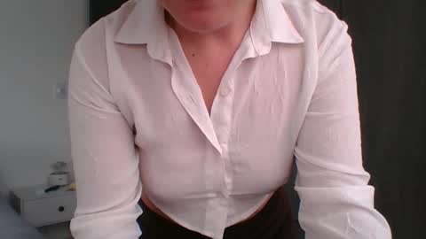 valeriafrannco online show from May 2026 03:44:02 PM