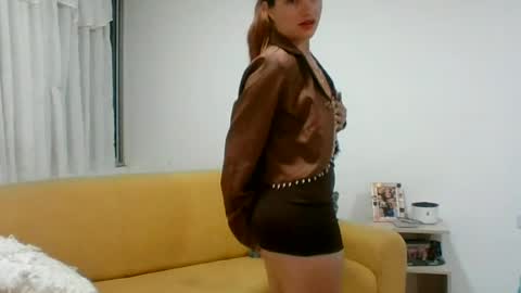 valeriafrannco online show from July 2026 04:25:01 AM