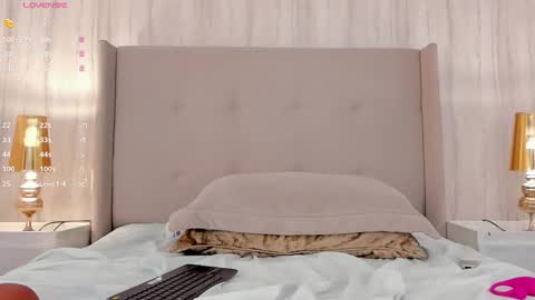 Snapshot of valeriah_ chatting on February 2025 03:16:01 PM Valeria online show from February 2025 03:16:01 PM