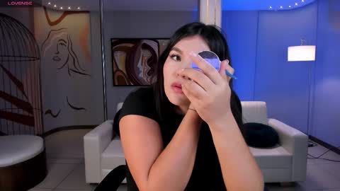 Snapshot of valeriaroldanx chatting on February 2026 11:43:02 AM Valeria online show from February 2026 11:43:02 AM