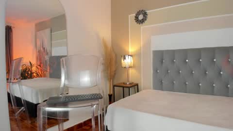 Snapshot of valeriavibes chatting on January 2025 11:58:02 PM Valeria online show from January 2025 11:58:02 PM