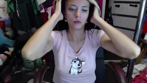 ValeriaXKiss online show from September 2025 08:14:01 PM