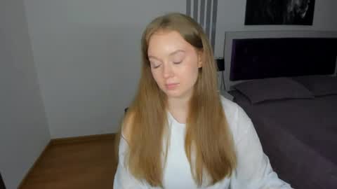 ValeriCherry online show from July 2026 03:19:02 PM