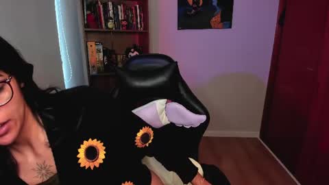 Val  online show from June 2026 11:48:01 AM