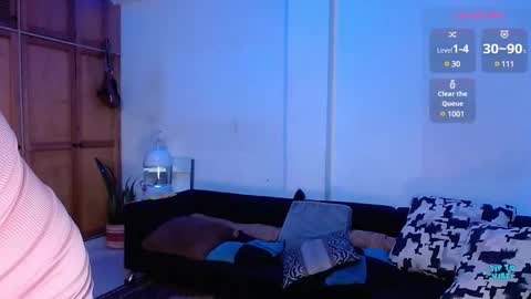 Snapshot of valerie_smile chatting on January 2025 08:07:02 AM Valerie online show from January 2025 08:07:02 AM