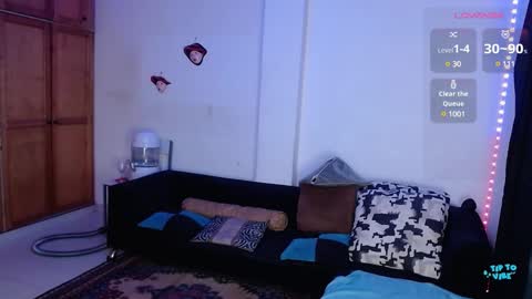 Snapshot of valerie_smile chatting on February 2025 07:11:01 AM Valerie online show from February 2025 07:11:01 AM