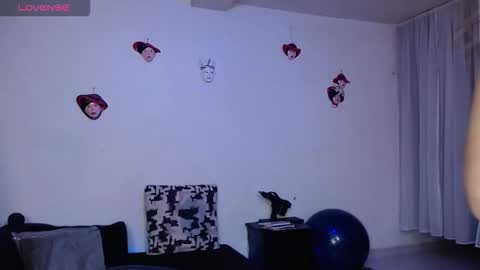 Snapshot of valerie_smile chatting on September 2025 09:43:02 AM Valerie online show from September 2025 09:43:02 AM