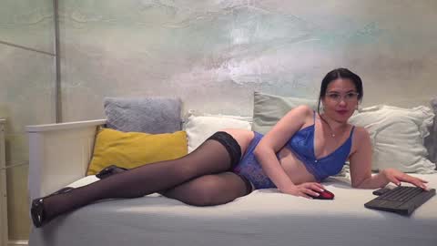 Valerie online show from January 2025 05:44:02 PM