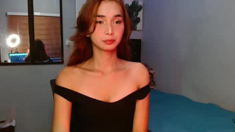 Snapshot of valeriedollxxx chatting on October 2025 11:44:01 AM Valerie online show from October 2025 11:44:01 AM