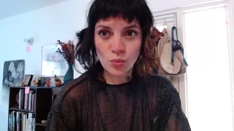 Snapshot of valeriees_ chatting on February 2026 04:04:01 PM valeriees_ online show from February 2026 04:04:01 PM