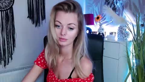 Snapshot of valerieluvsugar chatting on February 2025 11:57:02 AM Valerie online show from February 2025 11:57:02 AM