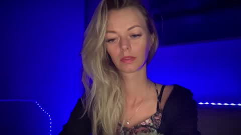 Snapshot of valerieluvsugar chatting on September 2025 09:42:02 AM Valerie online show from September 2025 09:42:02 AM