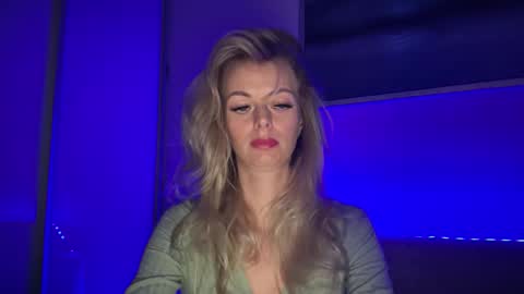 Snapshot of valerieluvsugar chatting on February 2026 05:32:01 PM Valerie online show from February 2026 05:32:01 PM