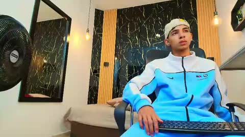VALERIO  online show from May 2026 02:42:01 AM