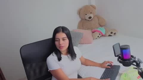 valerihouse_ online show from May 2026 02:19:02 AM