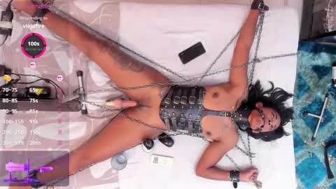 valeriix_ online show from February 2025 06:46:02 PM