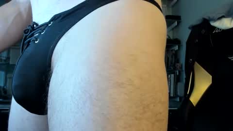 athletic ass muscles underwear smooth cock online show from January 2026 09:18:01 PM