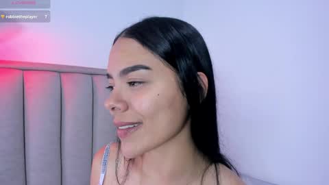 Cris  online show from April 2026 02:34:02 PM