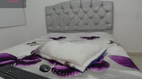 valeria online show from February 2025 08:57:02 AM