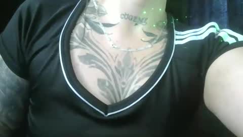 Snapshot of valery_hot24 chatting on April 2026 04:23:01 PM valery hot24 online show from April 2026 04:23:01 PM