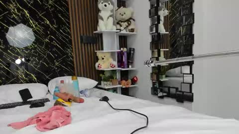  valery kiim2  online show from November 2025 11:14:01 AM