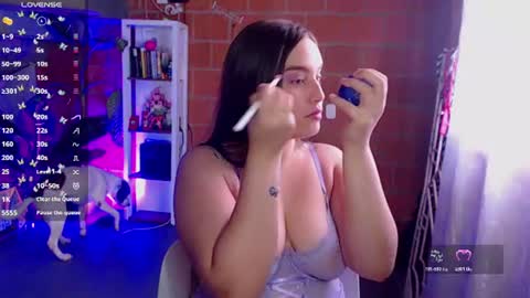 valery_moon24 online show from July 2026 07:43:02 PM