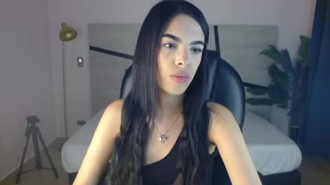 Snapshot of valery_restrepo chatting on July 2026 08:38:01 PM valery_restrepo online show from July 2026 08:38:01 PM