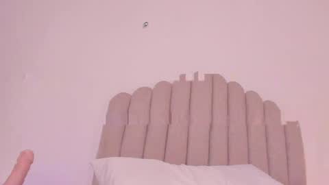 Snapshot of valery_santorini chatting on May 2026 04:04:02 PM VALERY online show from May 2026 04:04:02 PM