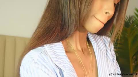 Snapshot of valery_swan1 chatting on December 2025 02:42:01 AM Valery swan1 online show from December 2025 02:42:01 AM