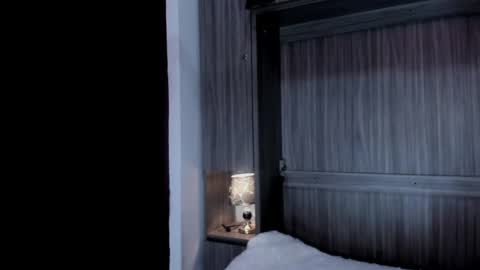 valerymeyerr online show from May 2026 12:23:02 PM