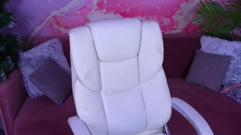 Snapshot of valerymurr chatting on February 2026 03:04:01 AM V A L E R Y M U R online show from February 2026 03:04:01 AM