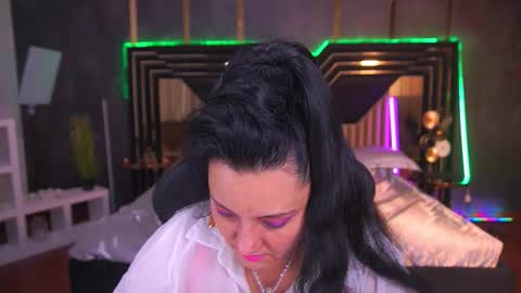 Snapshot of valeryrosseee chatting on September 2025 01:55:02 PM Valery online show from September 2025 01:55:02 PM